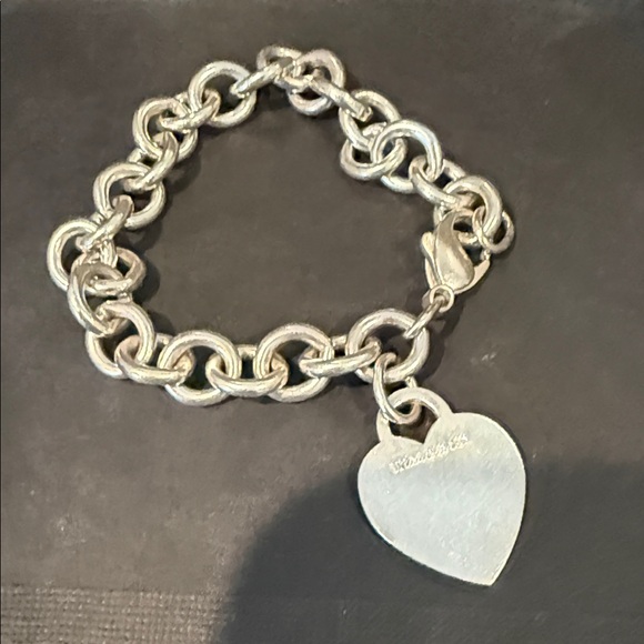 Tiffany & Co. Sterling Silver Heart Charm Chain Link Bracelet - Picture 2 of 8